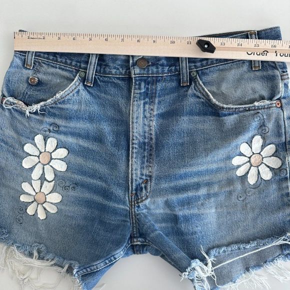 Vintage Levi's Orange Tab Denim Cutoff Jeans Short Floral Reworked - Picture 4 of 11